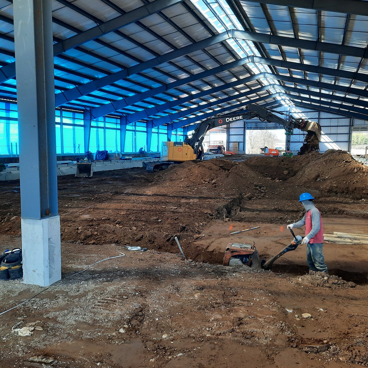 Steel frame building gives the clearance for the bigger machinery to get the job done quickly.