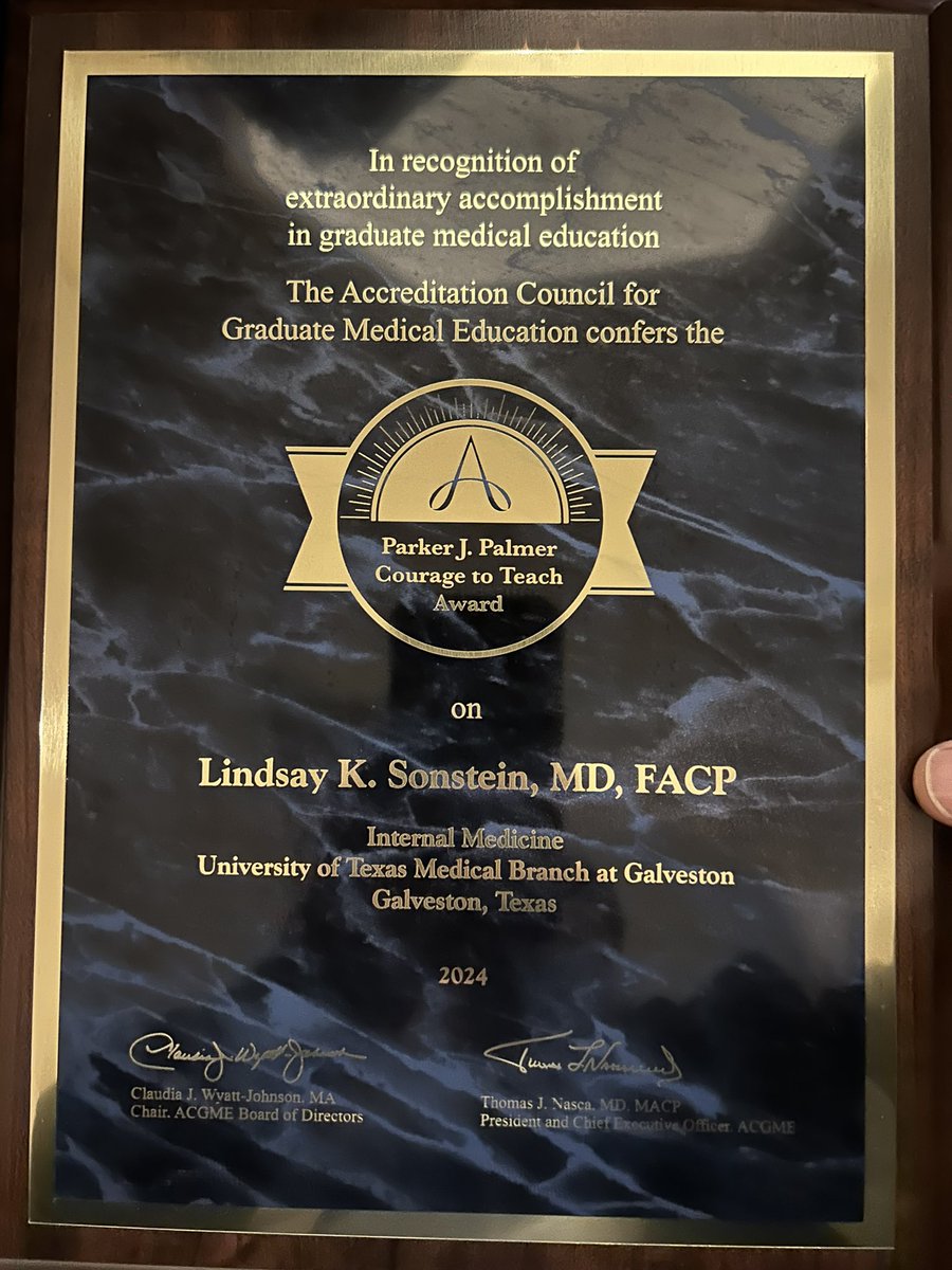 Proud of my talented wife @LindsaySonstein for taking home the Parker J. Palmer Courage to Teach Award at the #ACGME2024 tonight. Well deserved! @UTMBInternalMed @utmbhealth