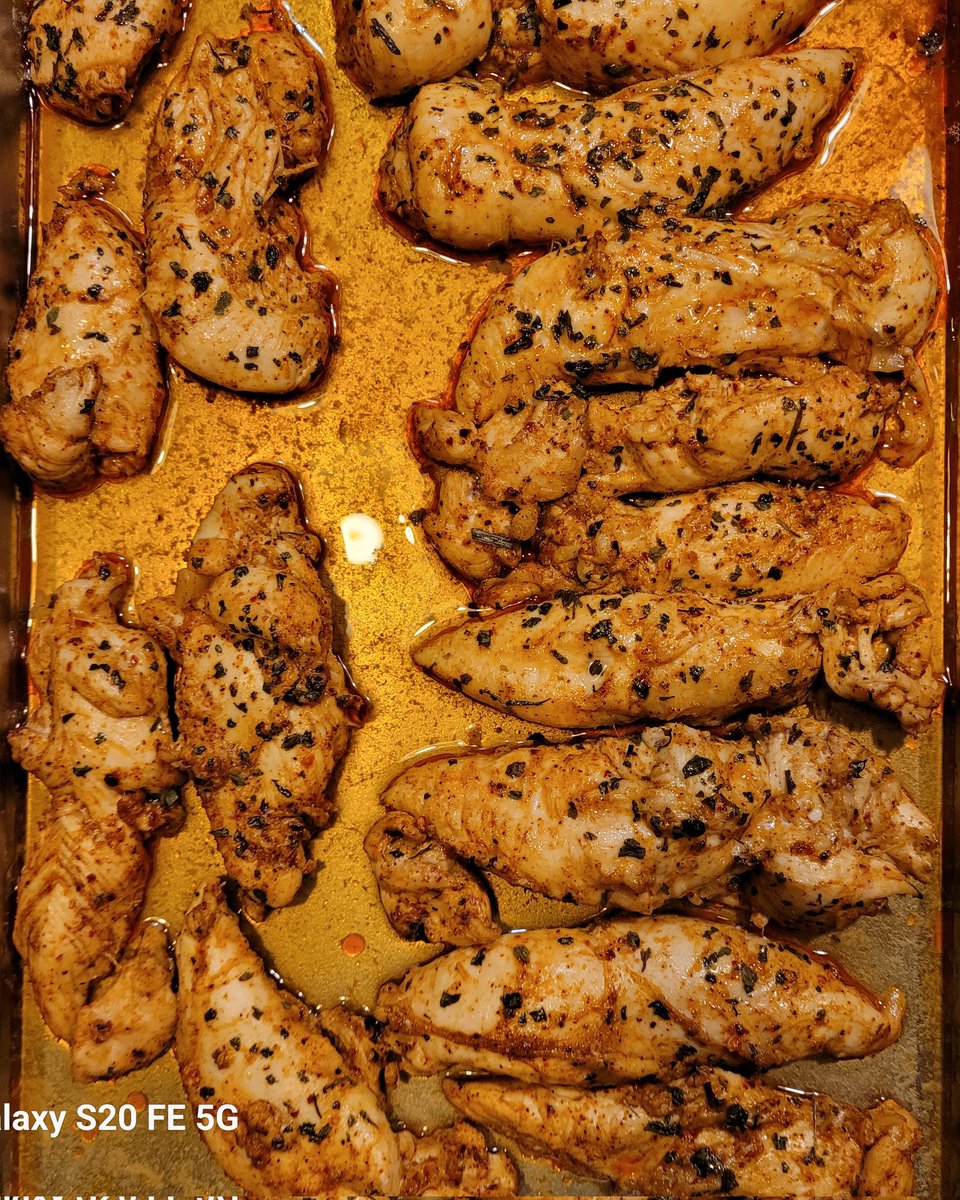 ja_patt's tweet photo. Homemade chicken burrito/taco salad, made with JAPatt Chili Lime Seasoning and JAPatt Chili Lime Sauce. https://t.co/1NXo5TCq76