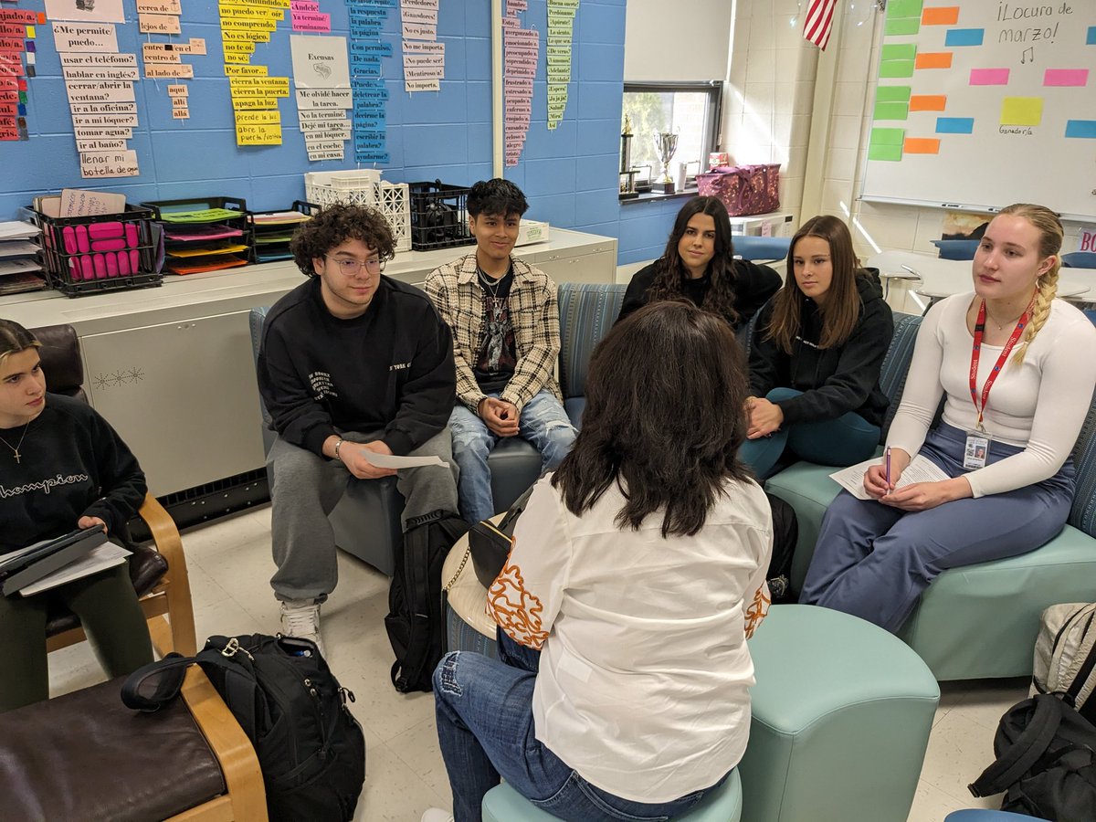 I can teach my students about immigration--the facts, the figures, the laws. But nothing can compare to speaking with immigrants themselves and hearing their stories firsthand. So grateful to our community members who visited our class today (&amp; brought us a flag from Ecuador🇪🇨!)