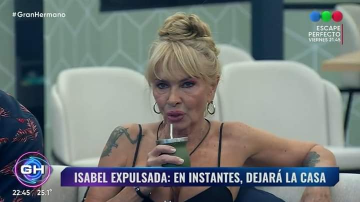 DEL MORO: pasó lo que no tenía que pasar 
ISABEL: *ruido de mate*

#GranHermano #Isabel #HAYEXPULSION