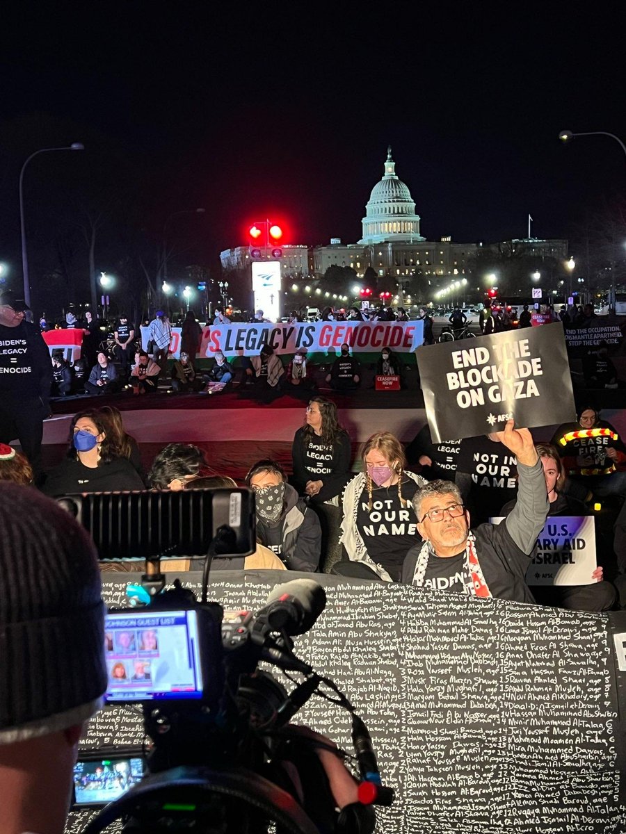 wearedissenters's tweet photo. The world is watching, Genocide Joe!

We demand an immediate &amp; permanent ceasefire NOW! Stop U.S. military funding for Israel’s genocide against Palestinians with OUR tax dollars❌

These are our demands at the People's State of the Union! #SOTU #StopArmingIsrael https://t.co/gLAa9FcZcf