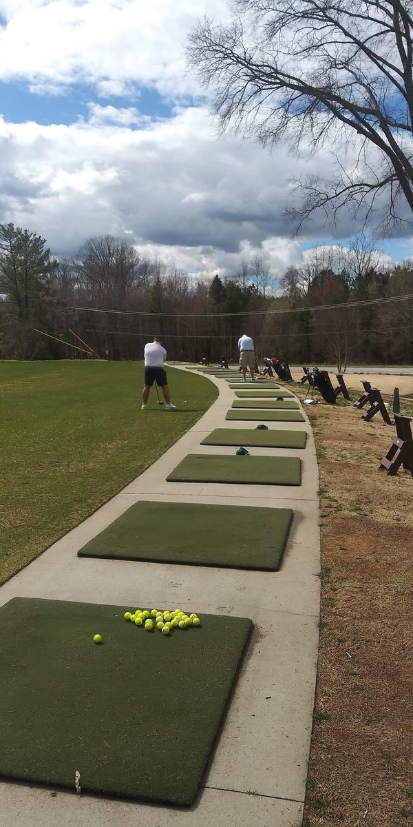 MorganGolfNC's tweet photo. Ping demo fitting day at Maple Chase Golf and Country Club in Winston Salem, NC. It was a great day for Ping G430 10 K drivers. I want to thank the staff and membership for the opportunity to visit and fit. Looking forward to a return visit. 
#PING #PlayYourBest https://t.co/TtmYsnejiV