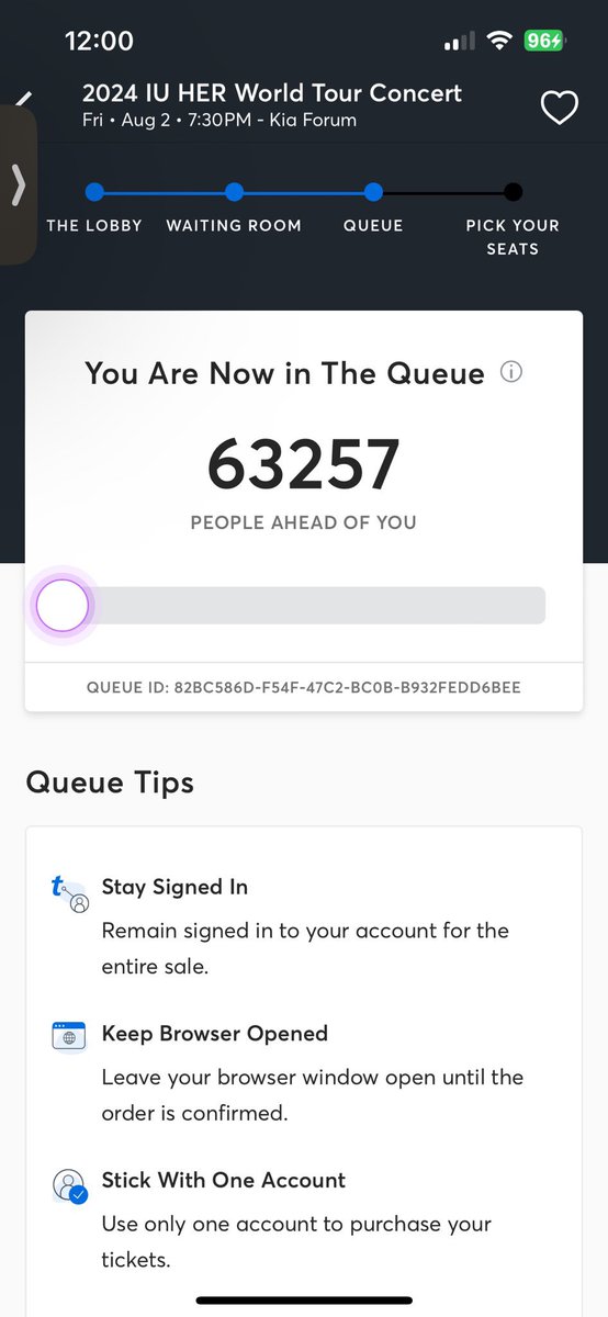 63K PPL WERE IN LINE FOR IU TICKETS IN LA ??????? OH BROTHER YEAH IM NOT SEEING HER IM AFRAID