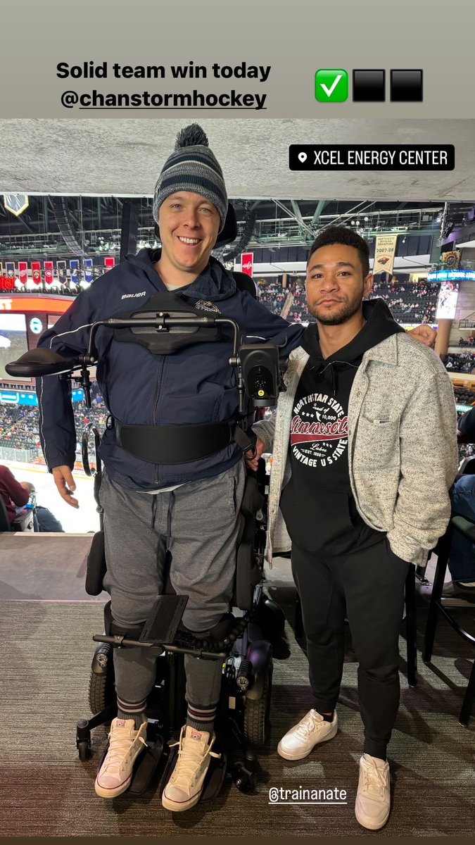 JandyStrong's tweet image. Great first ever game in the State Hockey Tournament for @chanbhok ⚡️ On to the semifinals! #RollStorm #JandyStrong