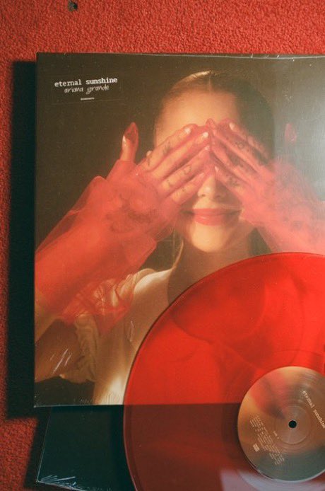 ariana’s message to her fans in the ‘eternal sunshine’ liner notes ♡

“i love you with every fiber of my being. thank you for holding my hand through this past decade of art, of survival, of healing, of laughter and so many beautiful memories. i want to be everything you want