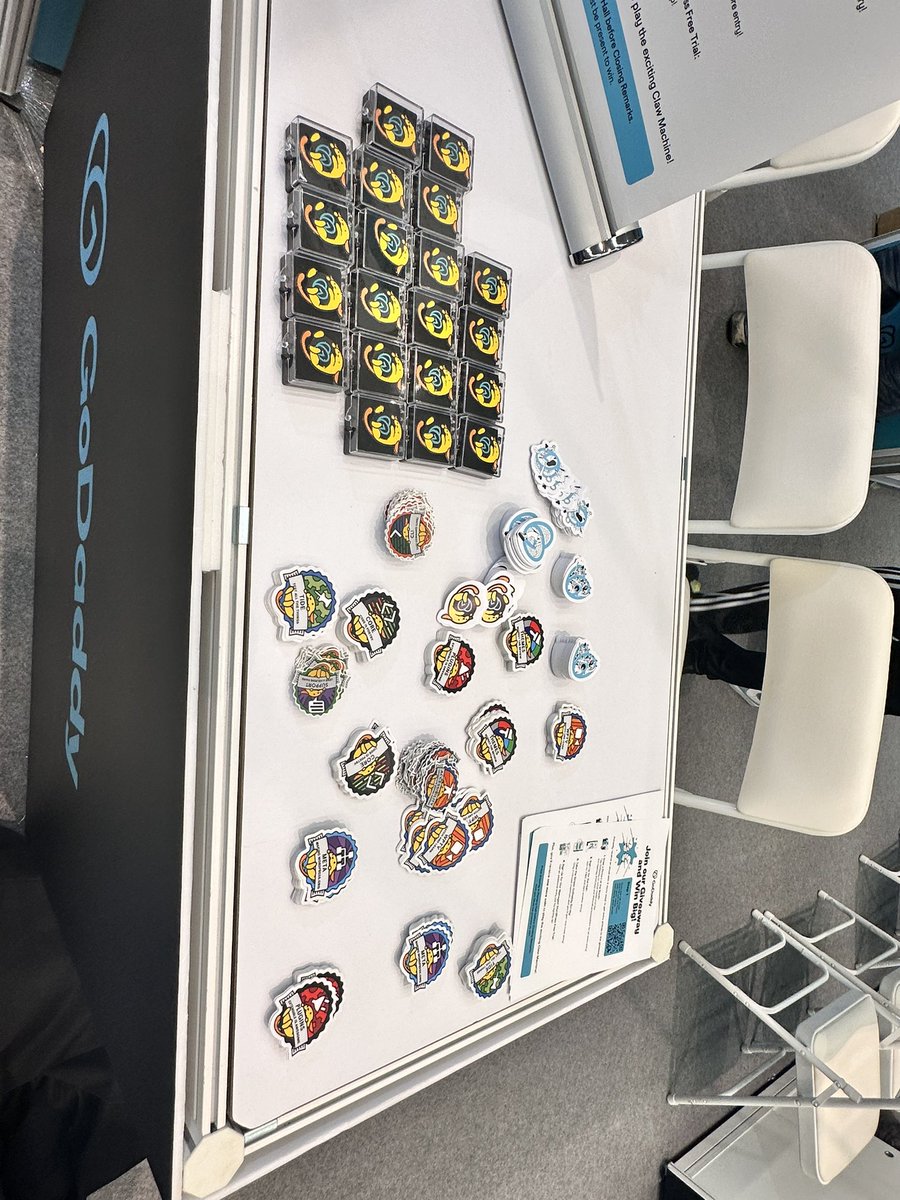 vapvarun's tweet photo. Don't forget to collect your swag at #WCAsia! there's something special for everyone at #WordCampAsia2024. Swing by the swag area and grab your goodies. Let's wear our WordPress pride! πβ¨ #SwagTime @insta_wp @getnitropack @GoDaddy @FastSpring https://t.co/cBZyuK3vyS