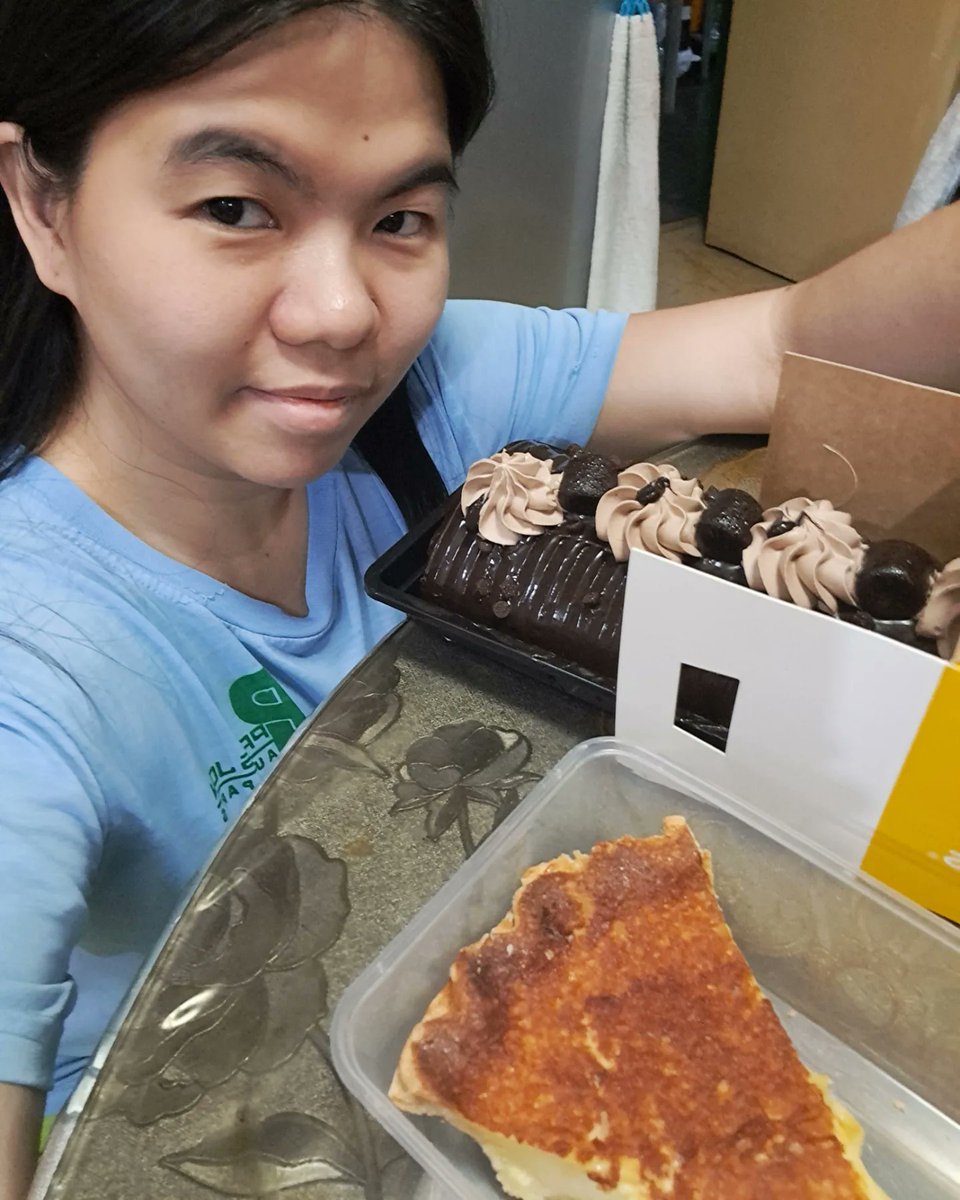 xandz34's tweet photo. My Pre - Birthday at home 🏡 🎂
P.s. Thank You to my little brother for the cake/food
#HappyBirthdayToMe #HappyBirthday #cake #birthdayCake #EggPie #Goldilocks #ChocolateCake #生日快乐 #生日日期
📷 March 3, 2024 (not my actual birthdate) https://t.co/fb5MtEHaNz