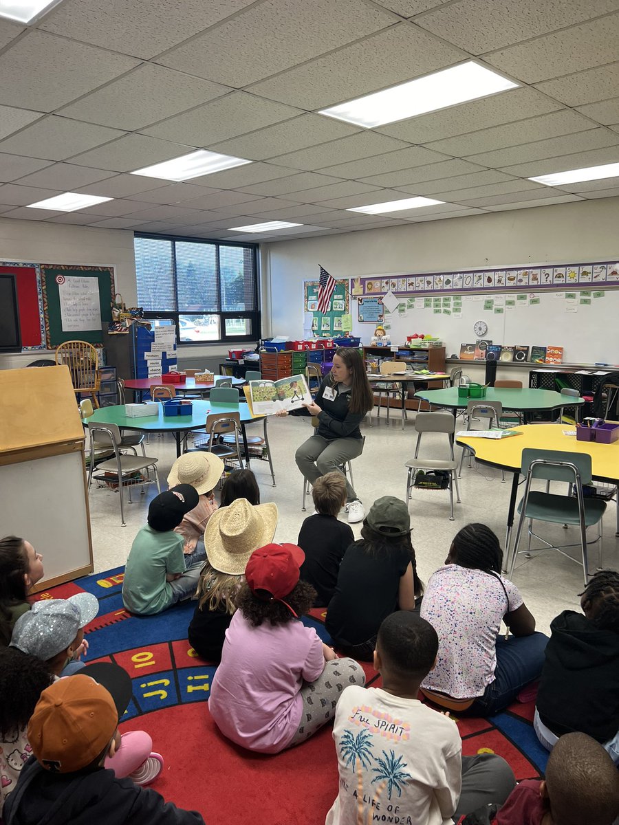 Had a fun morning reading to a 1st grade class during the Read Across Kenosha event! 📚<a href="/ParksideGolf/">Parkside Golf</a> <a href="/RangerAthletics/">Parkside Rangers</a> #rangerIMPACT