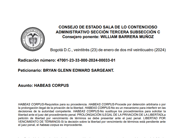 JurisprudenCol's tweet photo. Procedencia del habeas corpus cuando está en estudio la solicitud de excarcelación ante el juez penal porque el imputado argumenta incumplido el término para la formulación de acusación

El agente oficioso del peticionario pidió su excarcelación inmediata, al estimar que la privación de la libertad se prolongó ilegalmente por el vencimiento del término para presentar escrito de acusación por la Fiscalía General de la Nación. Alega que han transcurrido más de 85 días, desde la formulación de imputación.

“El peticionario está imputado en un proceso penal, como presunto autor individual de los delitos de violencia intrafamiliar agravada, en concurso con feminicidio agravado en grado de tentativa. El agente oficioso, que afirma ser el mismo abogado defensor que lo representa en el proceso penal, solicitó la libertad porque, en su sentir, se configuró la causal de excarcelación, en la medida en que está vencido el plazo para la presentación del escrito de acusación o solicitud de preclusión (artículo 317.4 de la Ley 906 de 2004). Como se desprende del escrito de habeas corpus y de los informes de las autoridades vinculadas a esta acción, se presentó solicitud de libertad por vencimiento de términos ante el juez en función de control de garantías, que programó audiencia para el 24 de enero de 2024. 

Asimismo, según la Fiscal Treinta y Seis Seccional de Santa Marta, el 15 de enero de 2024 se presentó escrito de acusación contra el peticionario y el Juez Primero Especializado del Circuito de esa ciudad va a celebrar la respectiva audiencia el 16 de febrero de 2024, circunstancia esta que, principio, descarta los motivos en que se fundó la solicitud de habeas corpus, pues ya no se cumplen el presupuesto de libertad del artículo 317.4 del Código de Procedimiento Penal. El habeas corpus no es un mecanismo alternativo o supletorio del proceso penal y tampoco constituye un instrumento para interferir o anular las decisiones de las autoridades competentes, ni es una instancia de revisión para evaluar los reparos del peticionario, relacionados con la privación de la libertad o la excarcelación. Tampoco es un instrumento para sustituir la decisión del juez penal del asunto, cuando se encuentra pendiente de celebración la audiencia de libertad que, en este caso, está programada para el 24 de enero de 2024, pues el juez del habeas corpus no está instituido para suplantar las competencias del juez natural del asunto.

Por demás, tal como lo señaló la decisión de primera instancia, el habeas corpus es una acción destinada exclusivamente para la protección de la libertad y no para evaluar la vulneración de otros derechos como la igualdad. La invocación del peticionario para que su situación sea decidida en el mismo sentido a como se decidió frente a otros procesados es improcedente, pues se desconocen los supuestas fácticos y jurídicos que llevaron a conceder la libertad en el caso invocado. Así las cosas, se impone confirmar la providencia impugnada.”

Portal de actualización Jurisprudencial. Solicita tu suscripción aquí 👉 https://t.co/LAQoZz9cUI