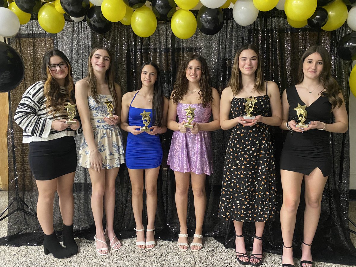 WM_Cheer's tweet image. Congrats to the following girls on having perfect attendance ALL season for both the fall &amp;amp; winter season! That means attending every game, practice and competition from August until February!
Julia Biesiada
Savannah Brennan
Hailey Geller
Abigail Highers
Ciera Swartz
Lyric Freire