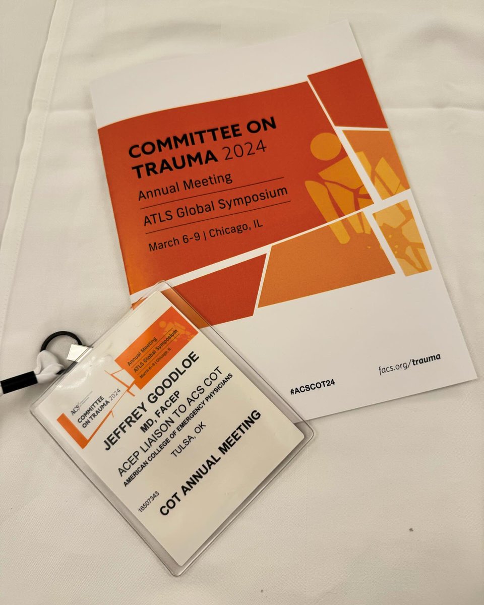 drjeffgoodloe's tweet photo. Great time with @ACEPNow Board of Directors @hzoltan “Bulldog” Pitzele in Chicago tonight. Grateful for opportunity to represent @ACEPNow members at @acsTrauma #ACSCOT24 & catch up w/so many ChiTown superstars! @NickCozziMDMBA @ChiEMSMD @RushEmergency https://t.co/b3gTbM2ot5