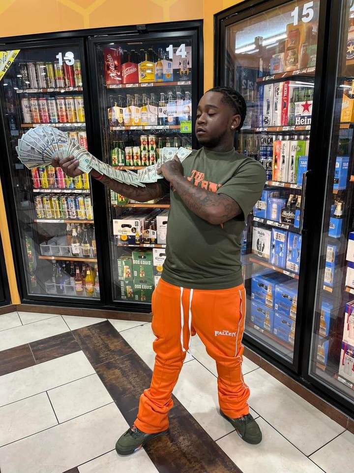 gscott409's tweet photo. FEW SIZES LEFT ON HAND @thefallen____ https://t.co/8pb1XoAFb0