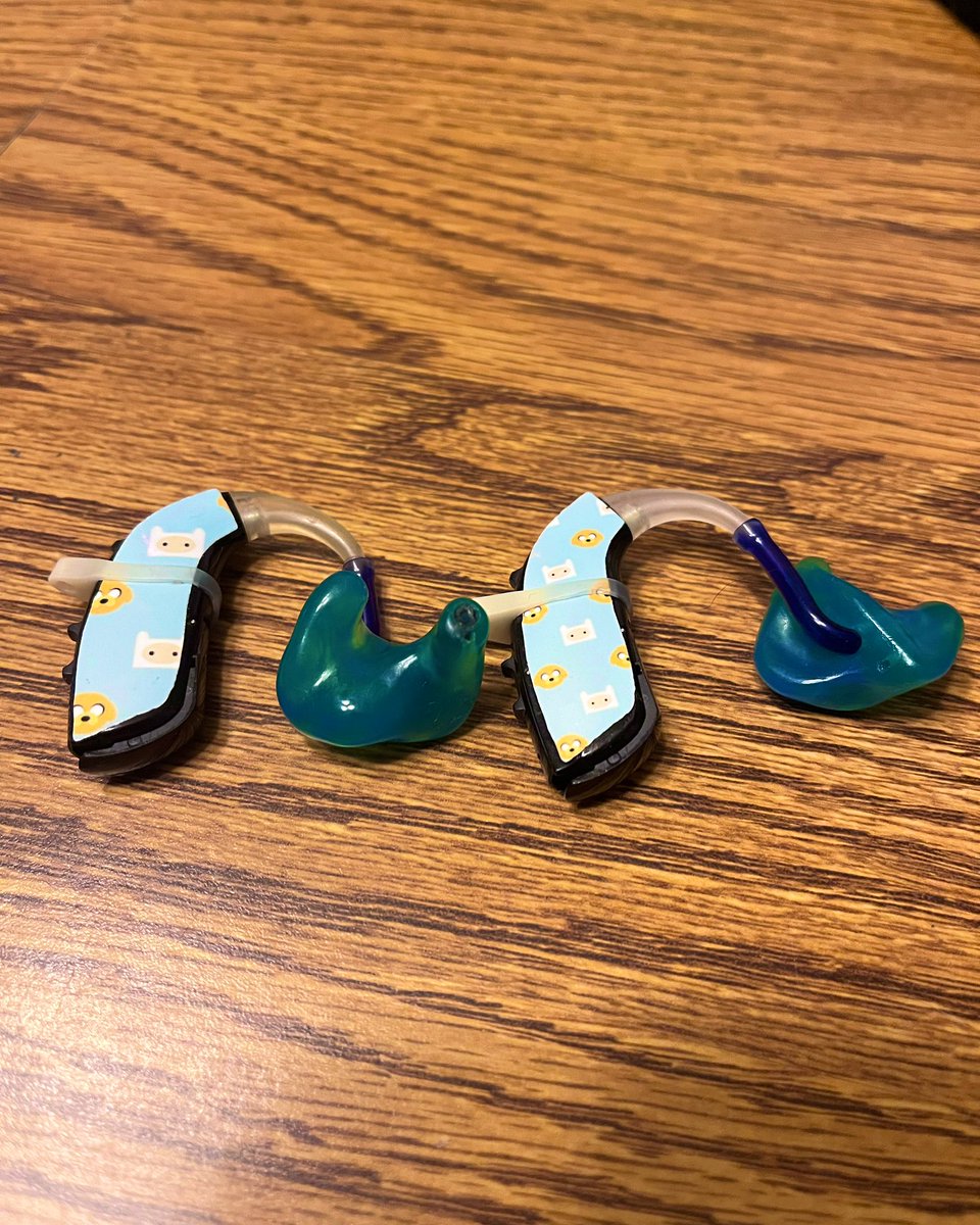 #AdventureTime update on my hearing aids.

#deaf #hearingaids #accessibility #DisabilityTwitter #disability #signlanguage #DeafTwitter  #AccessibilityPride