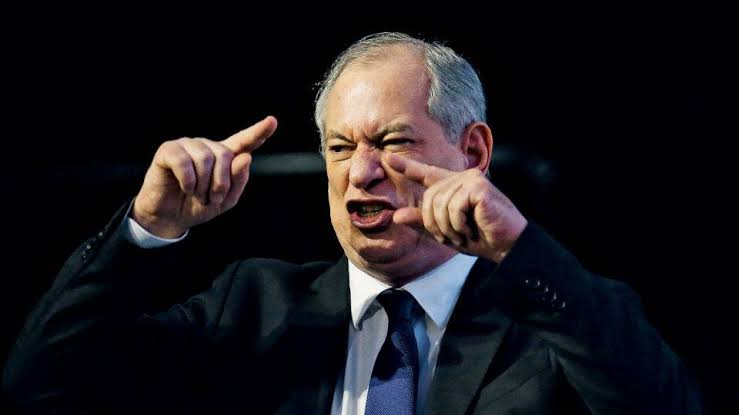 RESUMO DO DIA:

1) Fala de Nikolas Ferreira sobre liberdade de expressão e nazismo volta a viralizar. Ele ainda defendeu piadas com negros e Síndrome de Down.

2) Agências de checagem desmentem fake news criada pelo Ciro Gomes contra o Lula.

3) Lula anuncia 23 Bilhões em obras