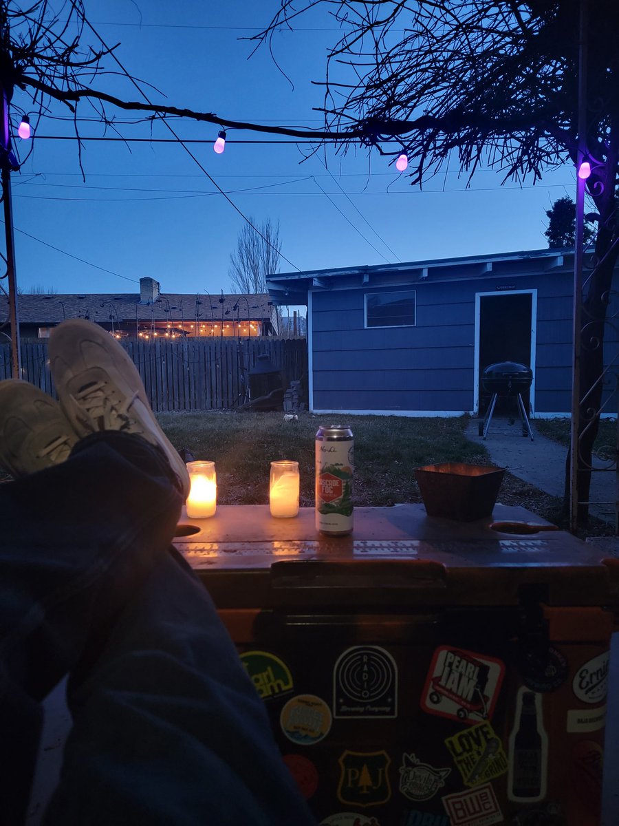 grumpykore's tweet photo. Ahhhh PNW Life 💜 #PNW #Chillout #Brews #StickFigureMusic https://t.co/evG8h8bqtq