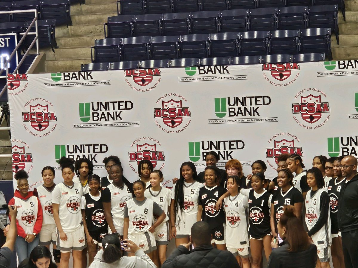 Great to play with friends and competitors. I really had a fun time playing in the @DCSAASports All Stars game today. Camaraderie at its best! @KAustin_2025 @MARETGIRLSBBALL @sportsmomfdtn @Jmt_miaaa @MamaE3T ❤️❤️❤️❤️