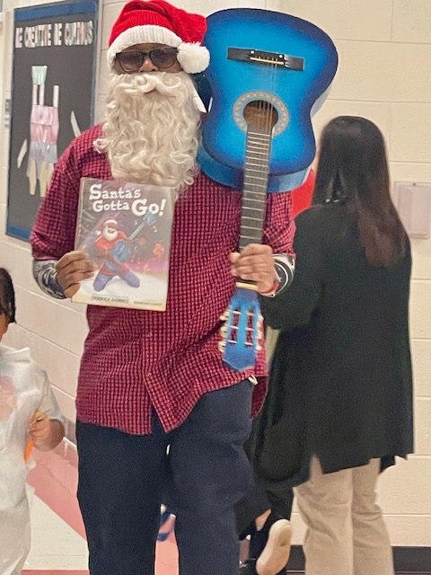 ' Book Character Parade Day' for Day 4 of #ReadAcrossAmerica week. I think the teachers enjoyed it just as much as the students.😁 Professional Development in the morning and a parade in the afternoon. Just another day for a library media specialist. 😎📕