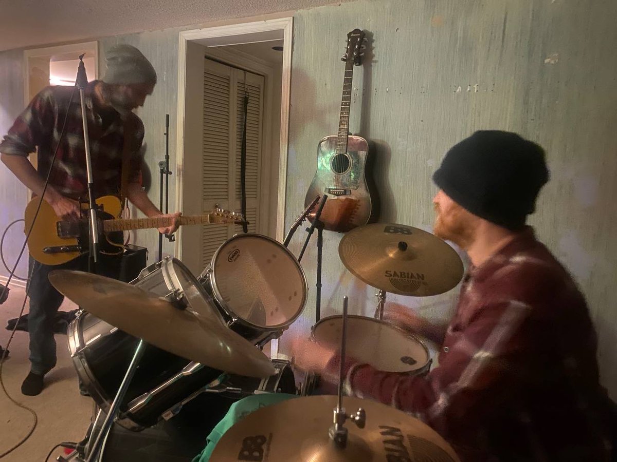 EricRStPierre's tweet photo. A great night recording and jamming with Jerry from @bicyclegang. Looks like we've gotta another song in the roll! https://t.co/5Q03V6Vc3T