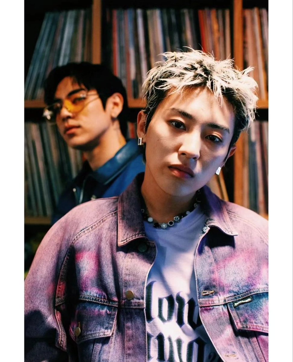 then_DPR's tweet photo. 이 둘 조합이 난 너무 좋다....
DPR IAN & DPR LIVE X MagazineB
📸 kimokim
#DPRIAN #DPRLIVE #magazineb @DPRIAN_ @_DPRLIVE https://t.co/QufXRdW0Mr