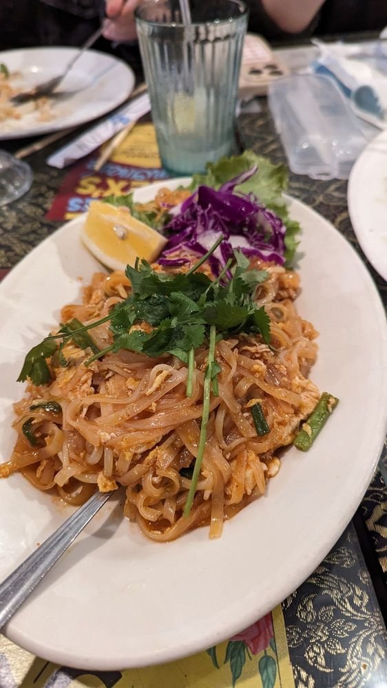 Today is #NationalPeanutLoversDay - Enjoy them in a delicious Pad Thai @jitladaLA #NationalFoodHoliday