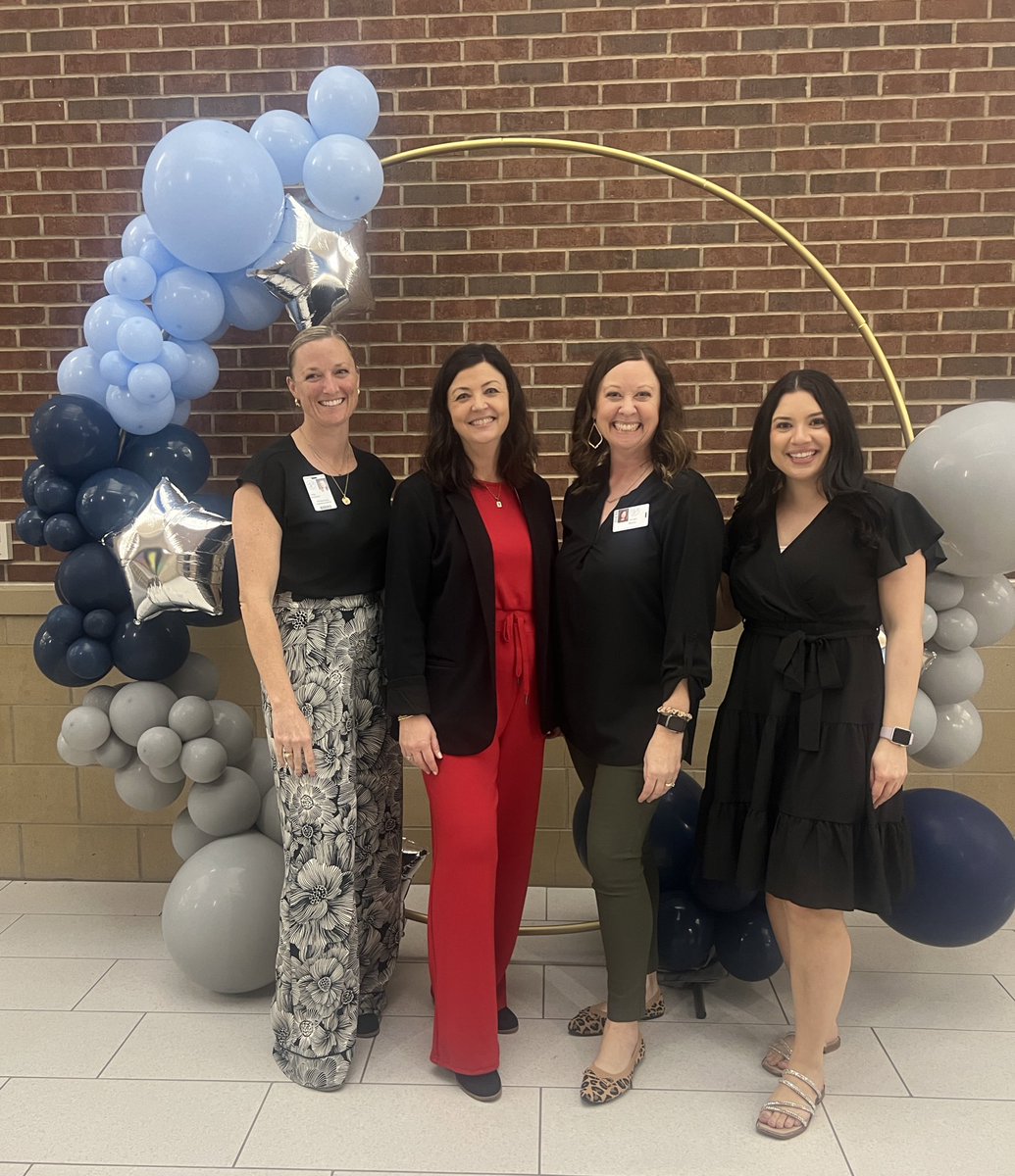 We had the BEST time seeing our students and families at tonight’s Learner Showcase. The students were so excited to show off all
of the work they have been doing. #HallMeansAll  <a href="/Jenfa78Morris/">Jennifer Morris</a> <a href="/MrsRomeroEDU/">Stephanie Romero</a> <a href="/HallCounselor/">Ms. Alvarez</a> <a href="/coreyerin87/">Corey Schneider, Ed.D.</a>