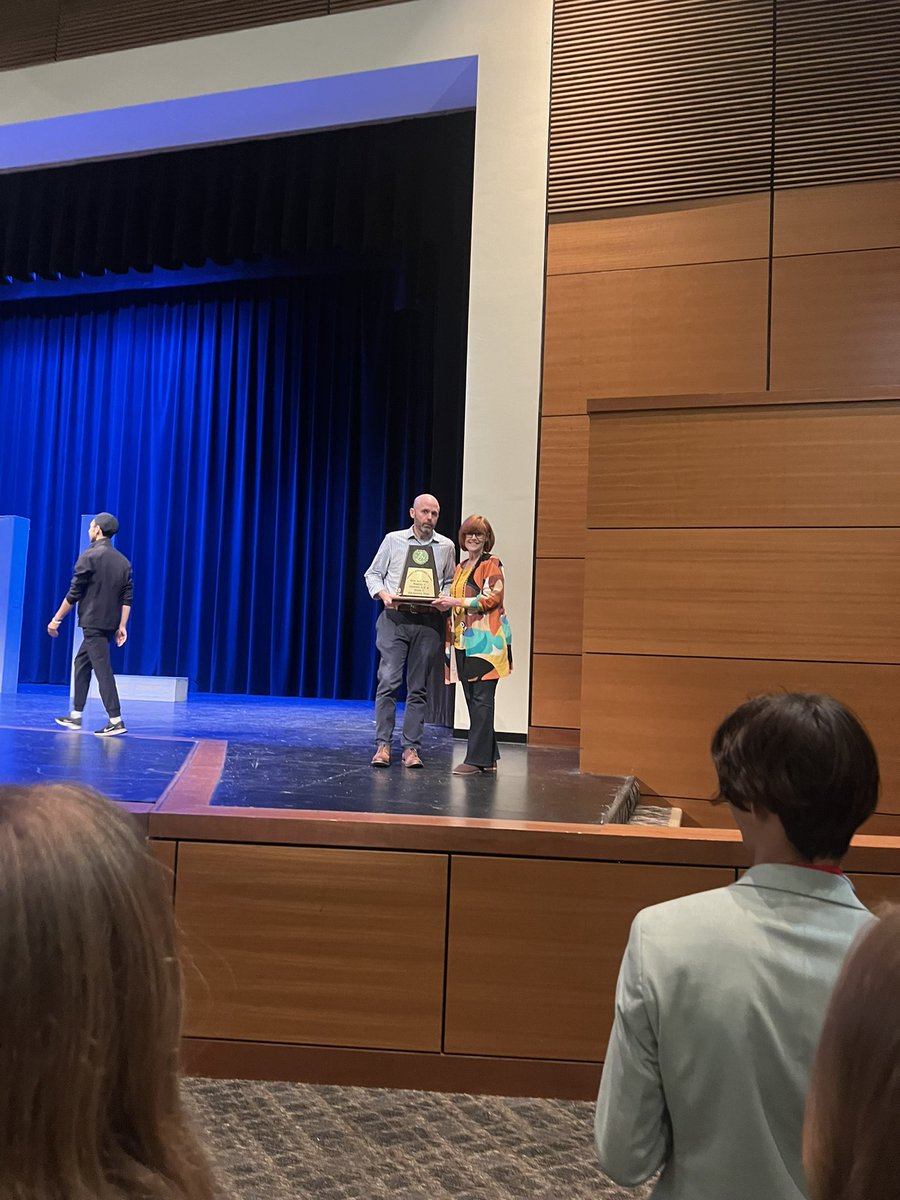 Proud to announce we advanced!!
See you all at district 💙