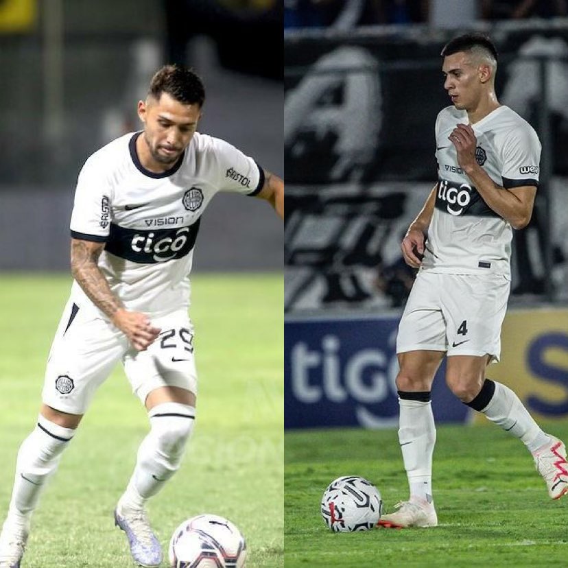 ¡SON UNOS BURROS!

No te tiran un buen centro, no saben marcar.
Sebastian Quintana en 15 minutos hizo mas que estos dos burros. 

Que el próximo partido ya vuelva Zabala y que lo metan al Beto Espinola en silla de ruedas por el Tucu.
