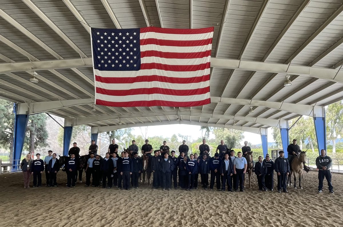 Thank you @LapdMounted for a wonderful day of career exposure for our cadets. #careerpathways #partnerships @ResedaCharter @LAUSDMAGNETS @MagnetDirector @LAPDOutreach