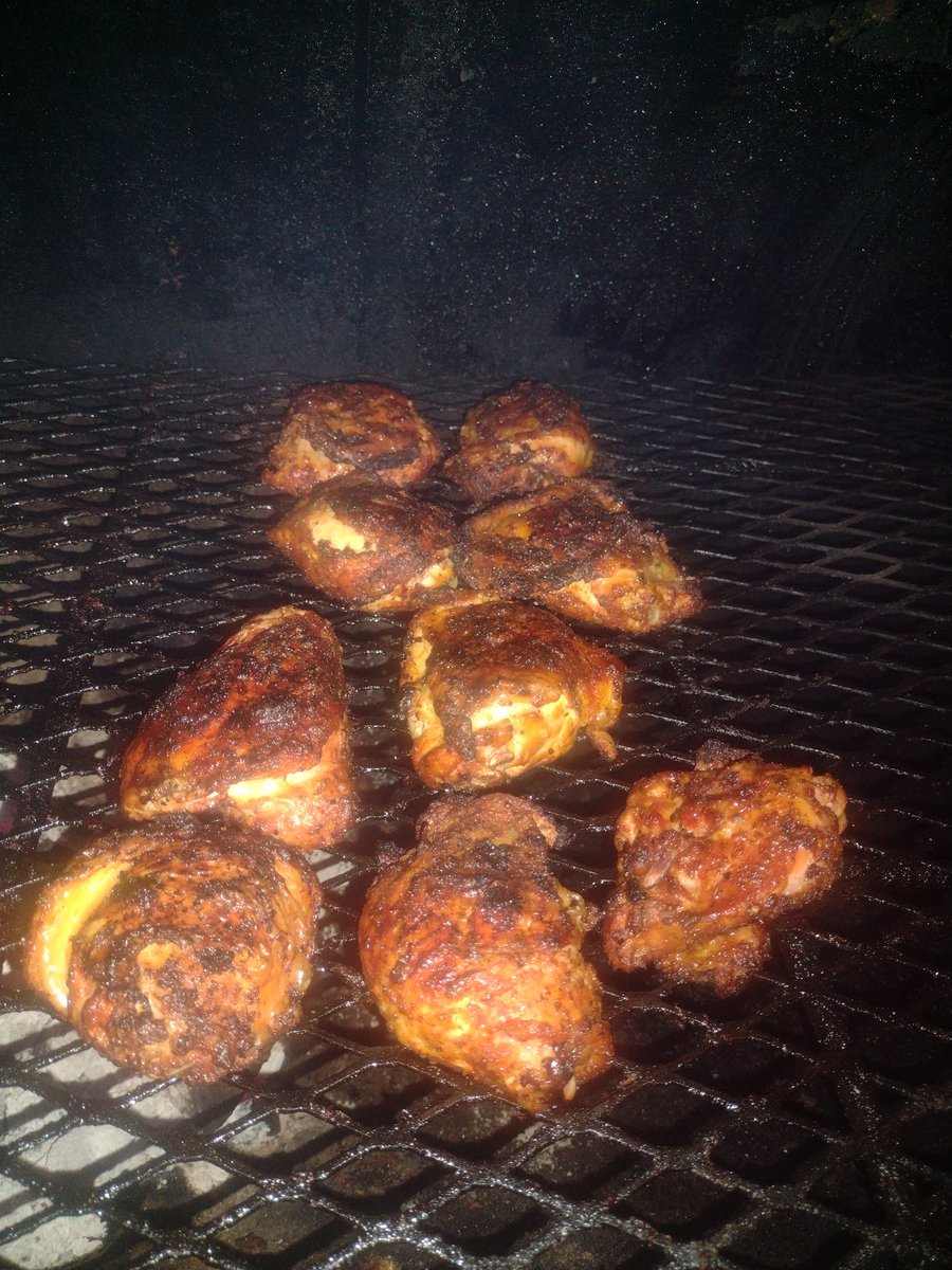 Comin thru with crispy thighs tonight! Come getcha some! <a href="/thisgrilllife/">ThisGrillLife</a> #BBQ