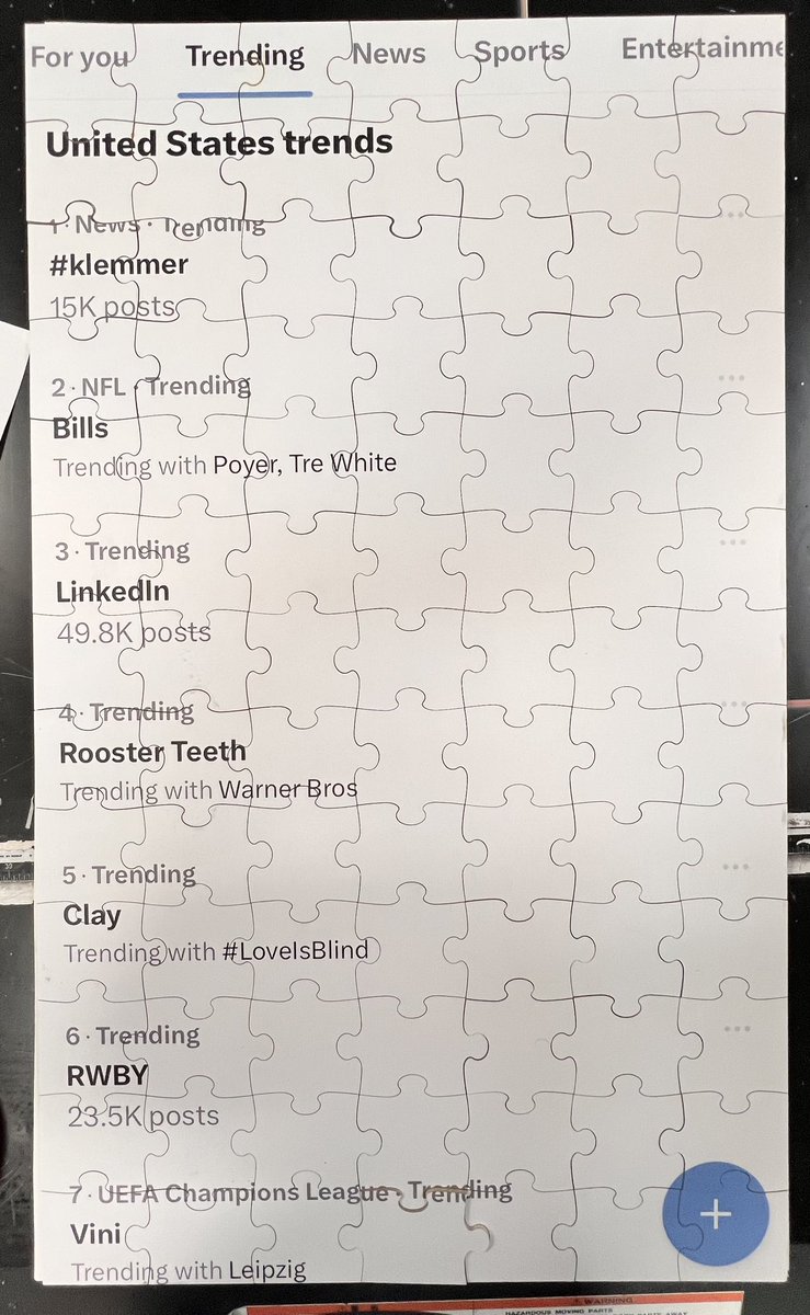 stoolpresidente's tweet image. Quick update.  There will now be 2 puzzles given to #klemmer at 9am when we turn the stream back on live.   The 1st is telling him he was #1 trend in the world.  After he finishes that the 2nd puzzle will tell him the stream was shut off.
