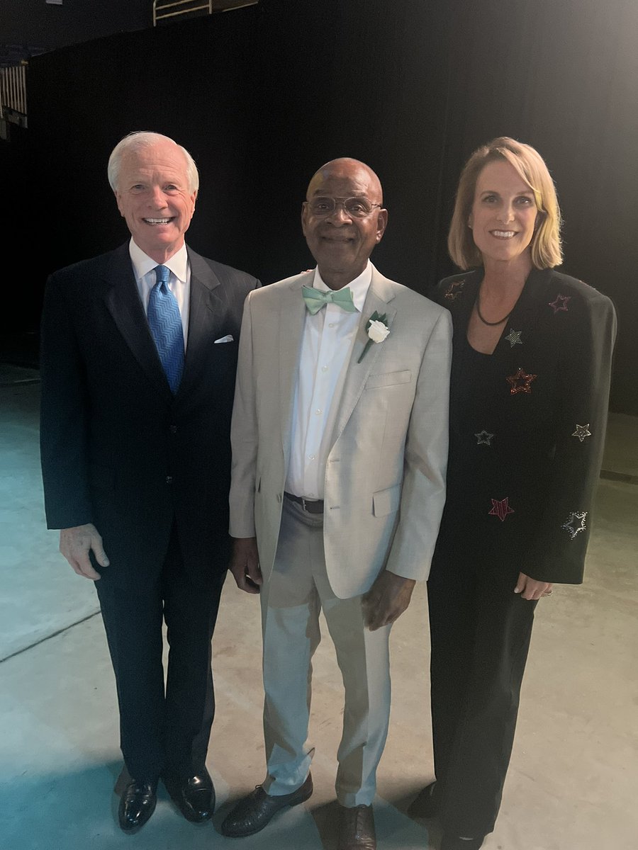 Harold Rowe, namesake of Rowe MS, joins me in congratulating Joe Ruffin, support staff honoree of the year, for his selfless contributions to CFISD for more than 30 years. Joe brings out the best in everyone around him, EVERY DAY. Thank you, Joe! #CFISDspirit 🤩