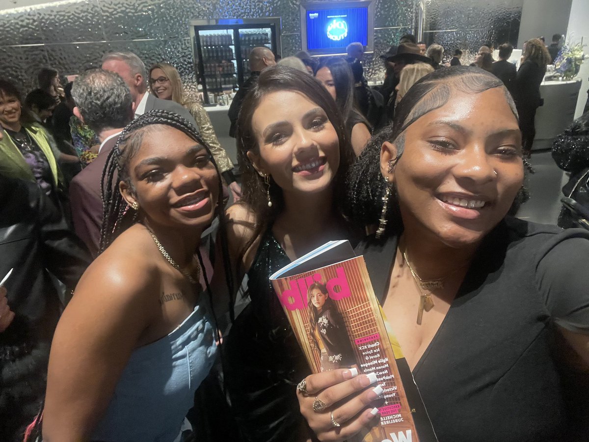 ComptonUnified's tweet photo. Celebrating Women’s History Month, @billboard invited scholars from Centennial &amp; Compton HS to attend Billboard’s Women in Music 2024 at the YouTube Theater in Inglewood. They enjoyed performances, awards, and a great show.

 #billboardwomeninmusic #comptonunified #elevate https://t.co/R0QMcGIWuG