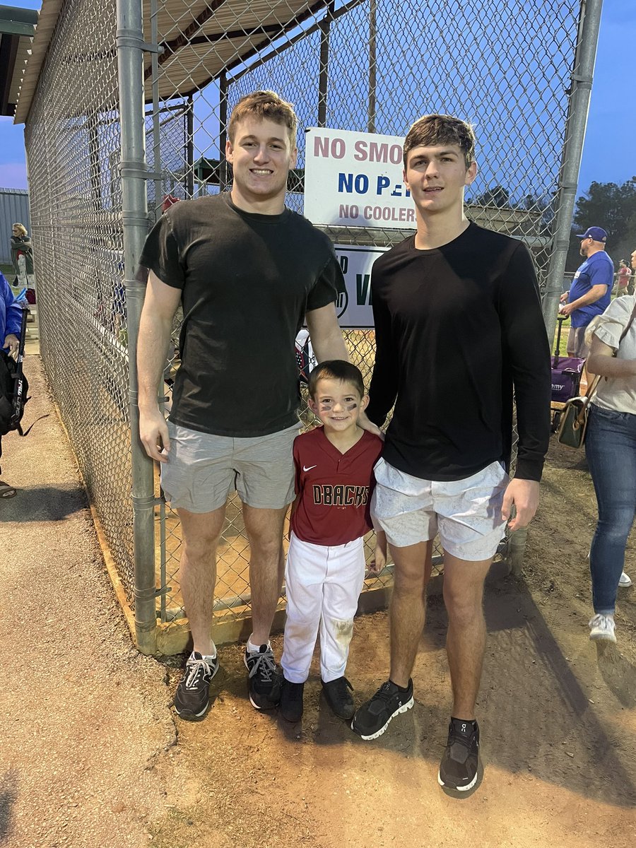 Couple SUPER STAR showed up to kase’s Tball game tonight! Grateful for these guys #studs @DogFootball