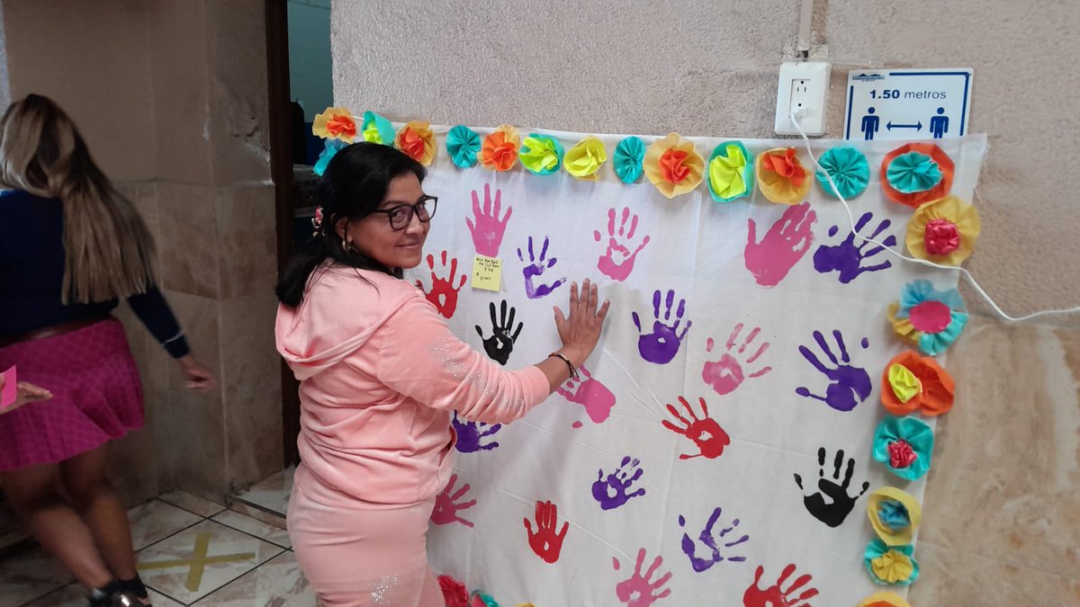 de_la91196's tweet photo. Un poco de la actividad que se realizó con las chicas de 14
#chicasdela14 #unidassomosmasfuertes #NiUnaMenos https://t.co/G5bKQn6PdD