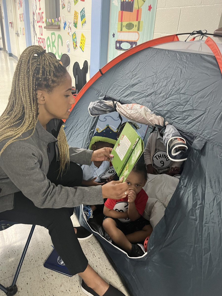 Delighted to share the joy of Dr. Seuss with PreK3 @CharlesRiceLC ! There's nothing like seeing kids' faces light up as they snuggle in a tent with a good book. Thank you, Ms. Harvey, for fostering such enriching experiences!