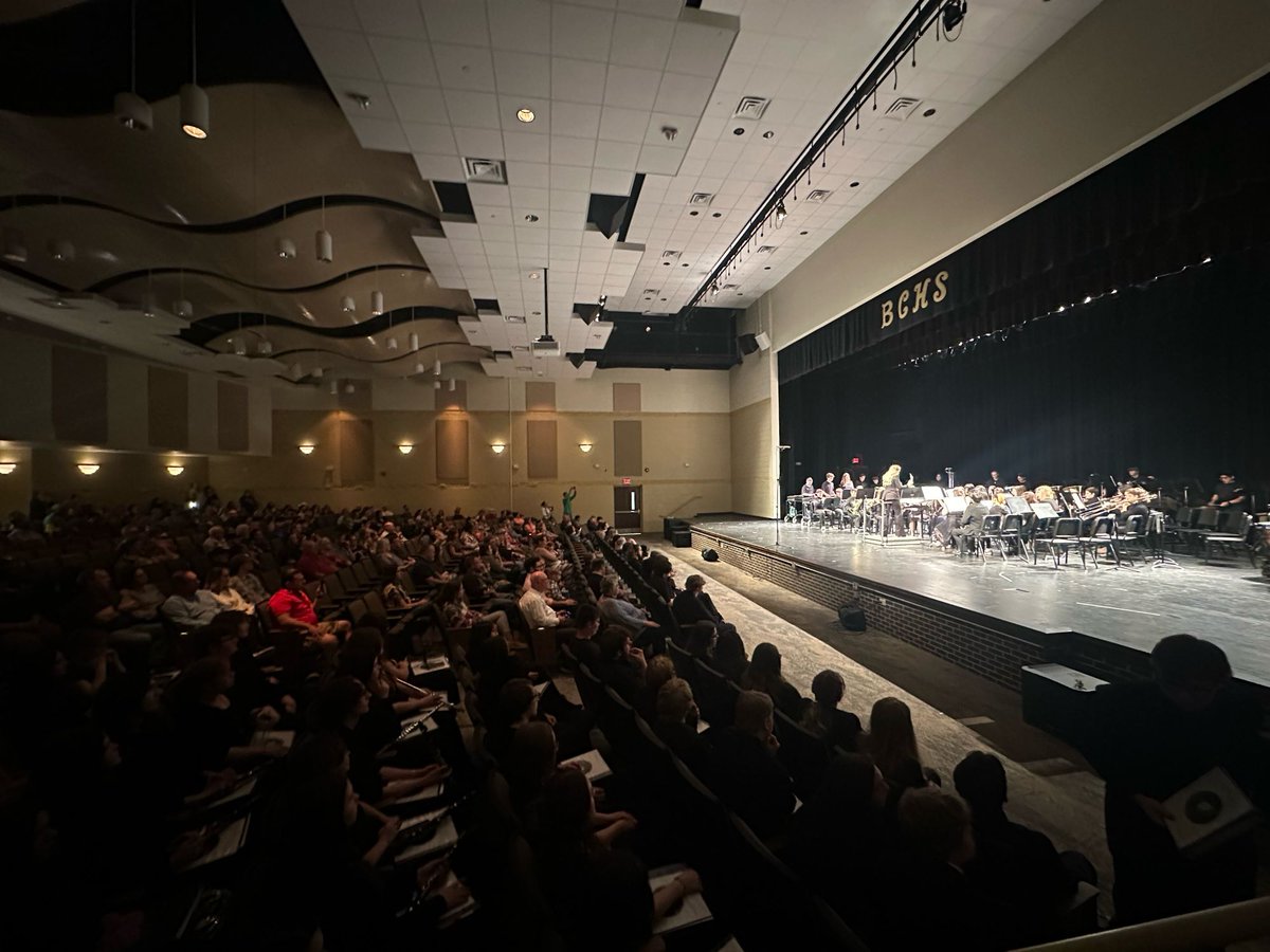 What a great night of music! So proud of the Bradley and Lake Forest 8th grade band for a spectacular performance this evening! Big thanks to Danny Coggin, Alan Hunt, and Spencer Hughes for being mock judges.