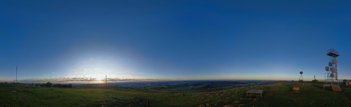 4DVirtualFarm's tweet photo. View from #MtMajor early in the morning in #DookieVR Looking forward to getting back onto Dookie in a few weeks for the next visit to update. Now into Year 5 of collecting images to share farming through time and space https://t.co/3ko52mApej