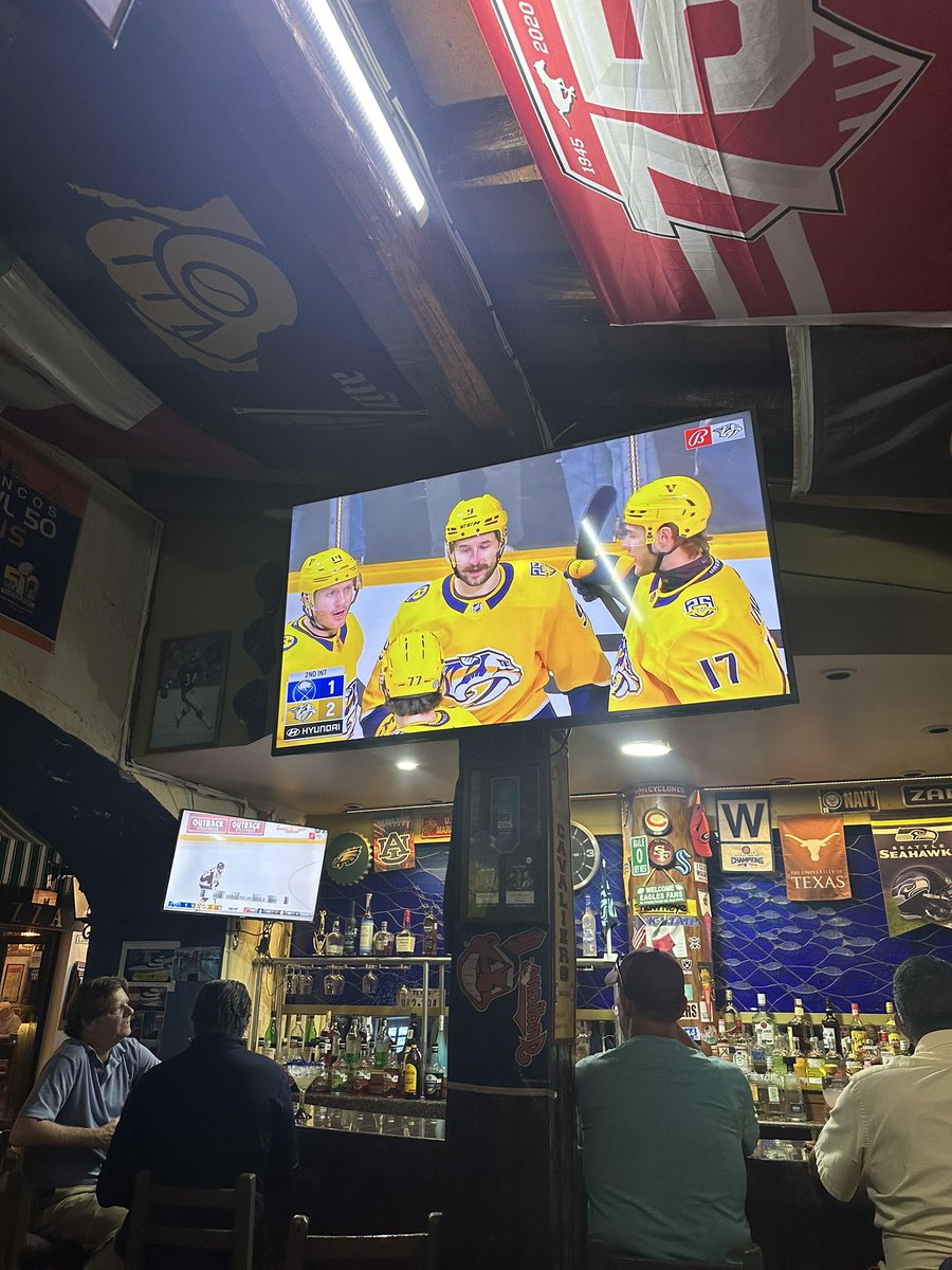 saratgiles's tweet photo. I’ve watched back to back Preds games in Mexico but can’t get the games locally in Nashville lol https://t.co/VYZiSXzerb