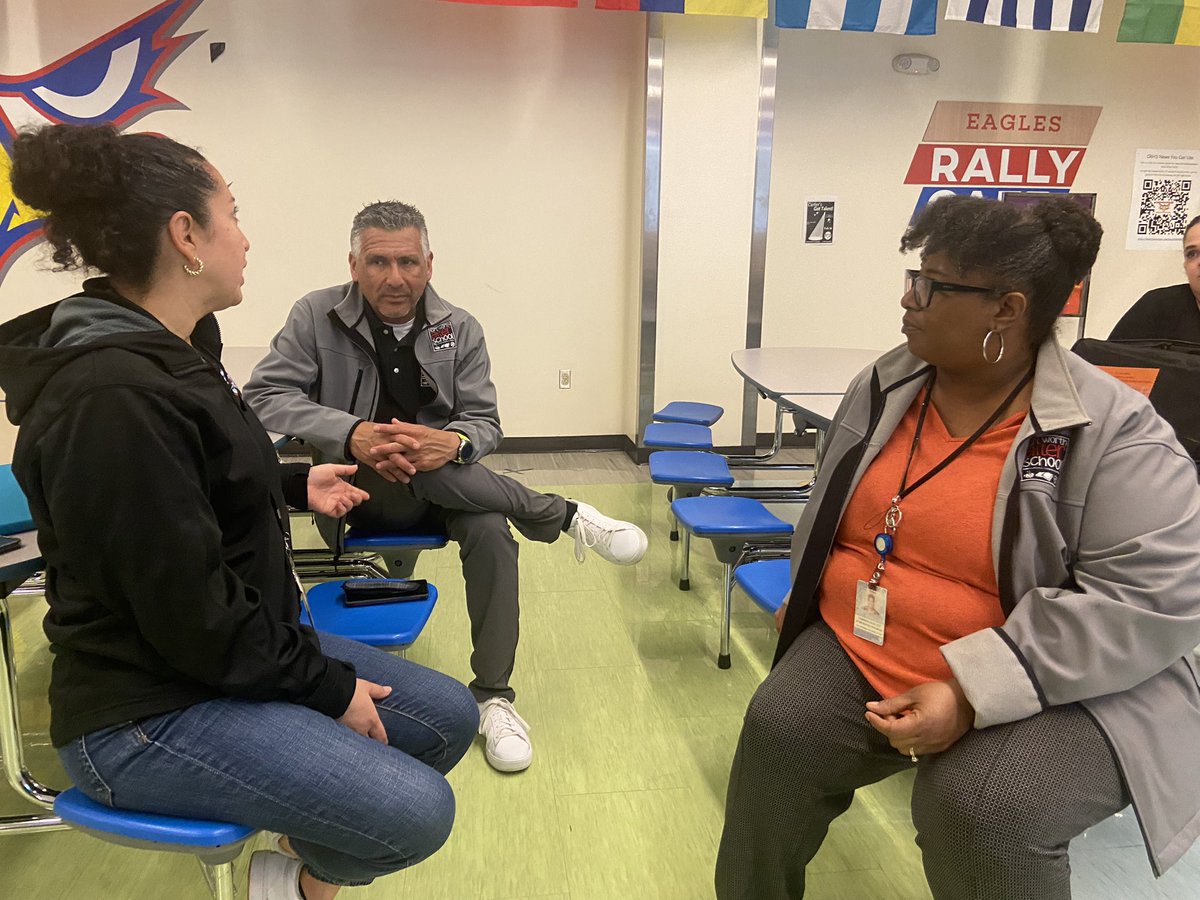 ChristinReeves's tweet photo. Great to see the @CarterRiverside Community out in full force despite the weather to help shape the future of our district!!#OneFortWorth
@CharlieGarciaFW @ChrisjBarksdale @lopez_diane @CortezLupe1 #Network2 https://t.co/0OdwNAv9Wu