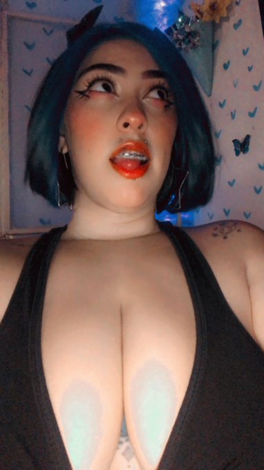 Hey, I'm online @Stripchat. Come join me 👉 https://t.co/CiNW0BhEhP #stripchat #stripchatlive https://t<a class="tags" href="/tag/stripchat">@stripchat</a><a href="/tag/stripchat"class="tags"><span>#stripchat</span></a><a href="/tag/stripchatlive"class="tags"><span>#stripchatlive</span></a>