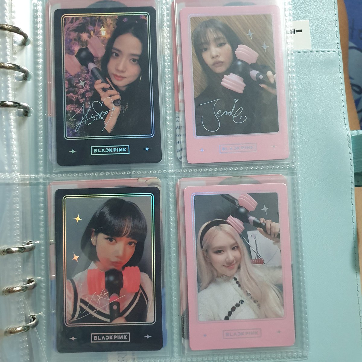 Sexyseabassph's tweet photo. wts lfb | blackpink set | ph

blackpink official lightstick set w/ pcs
- 3500php + pf + sf
- 3000php if payo
- no box
- x sensi &amp; impatient buyer
- strictly selling as a set

rfs: decluttering
mop: gcash
mod: meet up/sdd (qc only), direct j&amp;t only
dop: payo/3 days

#bassysellsph https://t.co/9EGOHTWKJ2