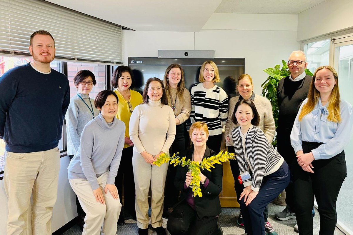 NorwayinJapan's tweet photo. 🌍#国際女性デー🙋‍♀️
🇳🇴はすべての女性の権利を支持します。
女性の権利は人権であり、ジェンダー平等は優れた経済にも繋がります。変化には女性だけではなくすべての人の平等な参加が不可欠。スタッフの半数以上が女性の大使館でも、これまでの歩みを祝うと同時に、まだある課題について考えます！ https://t.co/gj7kmRoo0Y