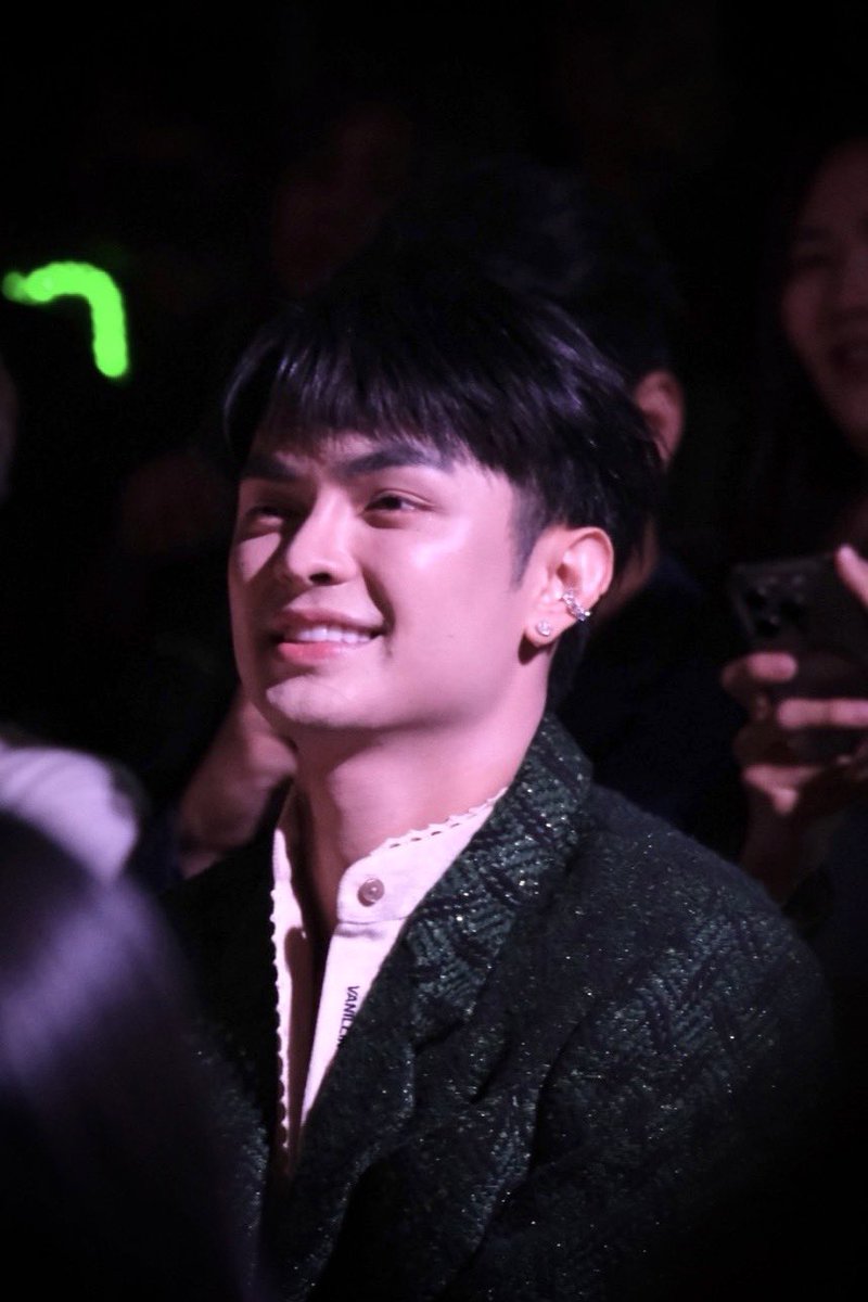 รอยยิ้มจางๆ พอจะทำให้ใจเธอบาง ได้บ้างมั้ย🥹 #banksornn #พระเอกลิเก #แบงค์ศรราม #ด้อมเด็กวัดเสียงหวาน #ศรรามน้ำเพชร #พี่วรรณมาสอน