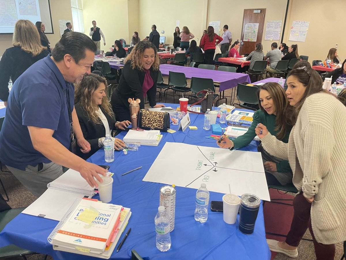 🦅🌎🦅Couldn’t ask for a better team. Spent a great two days with these amazing teachers working for our VDS family. #BetterTogether #TeamSISD #GreenMindsBrightFutures