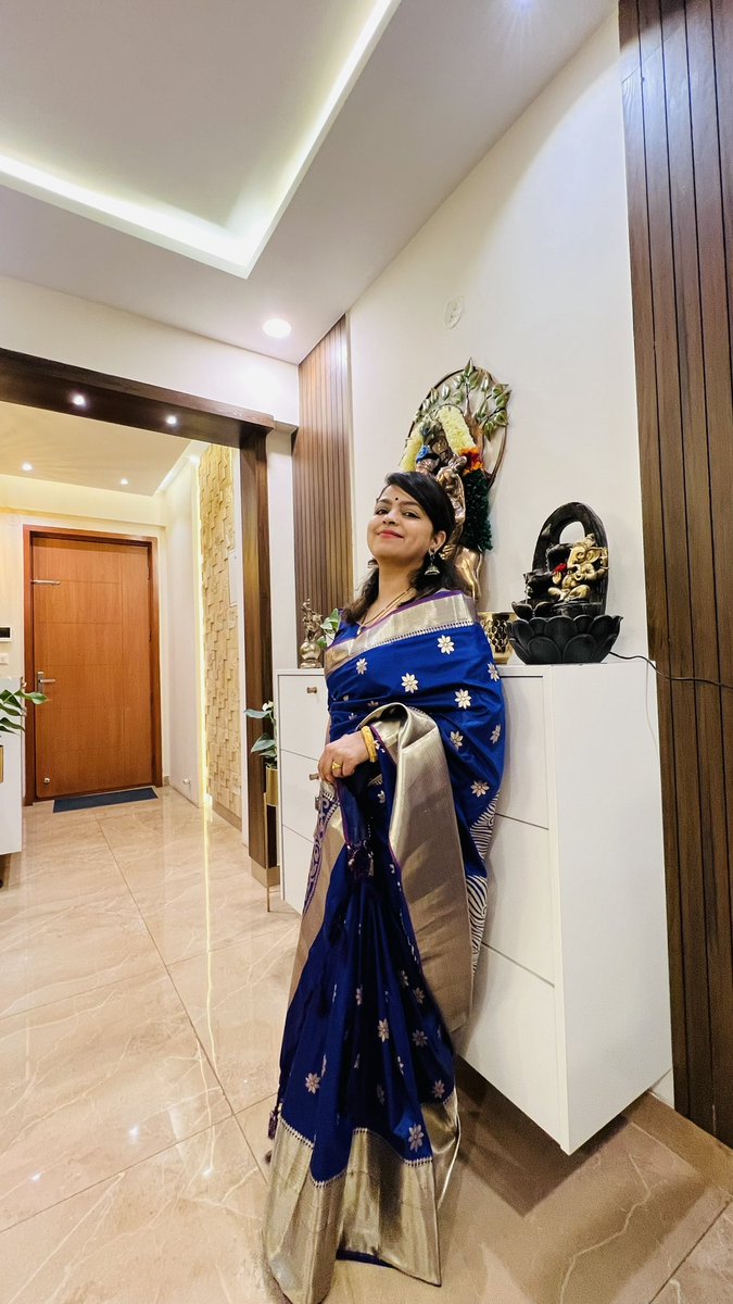 ಮಹಿಳಾ ದಿನಾಚರಣೆಯ ಶುಭಾಶಯಗಳು🥰 

Happy Women’s Day 🫶🏼

A moral story to every beautiful women- 

“Cinderella never asked for a prince. She asked for a dress and a night off. Be kind, have courage and always believe in a little magic.”
#womensdaycelebration  #Rishikasharma  #kannada