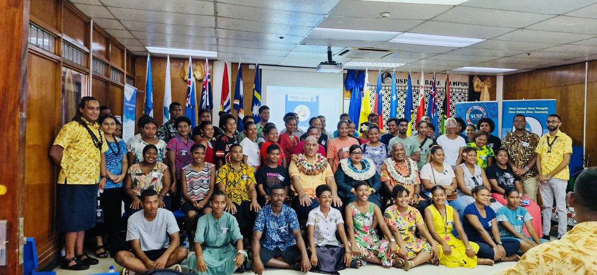 NalivaK's tweet image. Unpacking The Youth Vision For A Corruption-Resilient 2050 Blue Pacific Workshop. Collaborated efforts &amp;amp; partnership between #USPSA #UNDP 
#UK International Development #USP Labasa Campus👏👏 #AntiCorruption #YouthMovement as the #AgentsOfChange