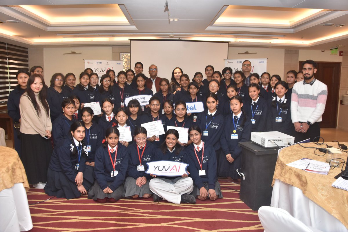 It was such a delight to interact with these school girls, building AI solutions and models. 
#InternationalWomensDay 
#ArtificialIntelligence