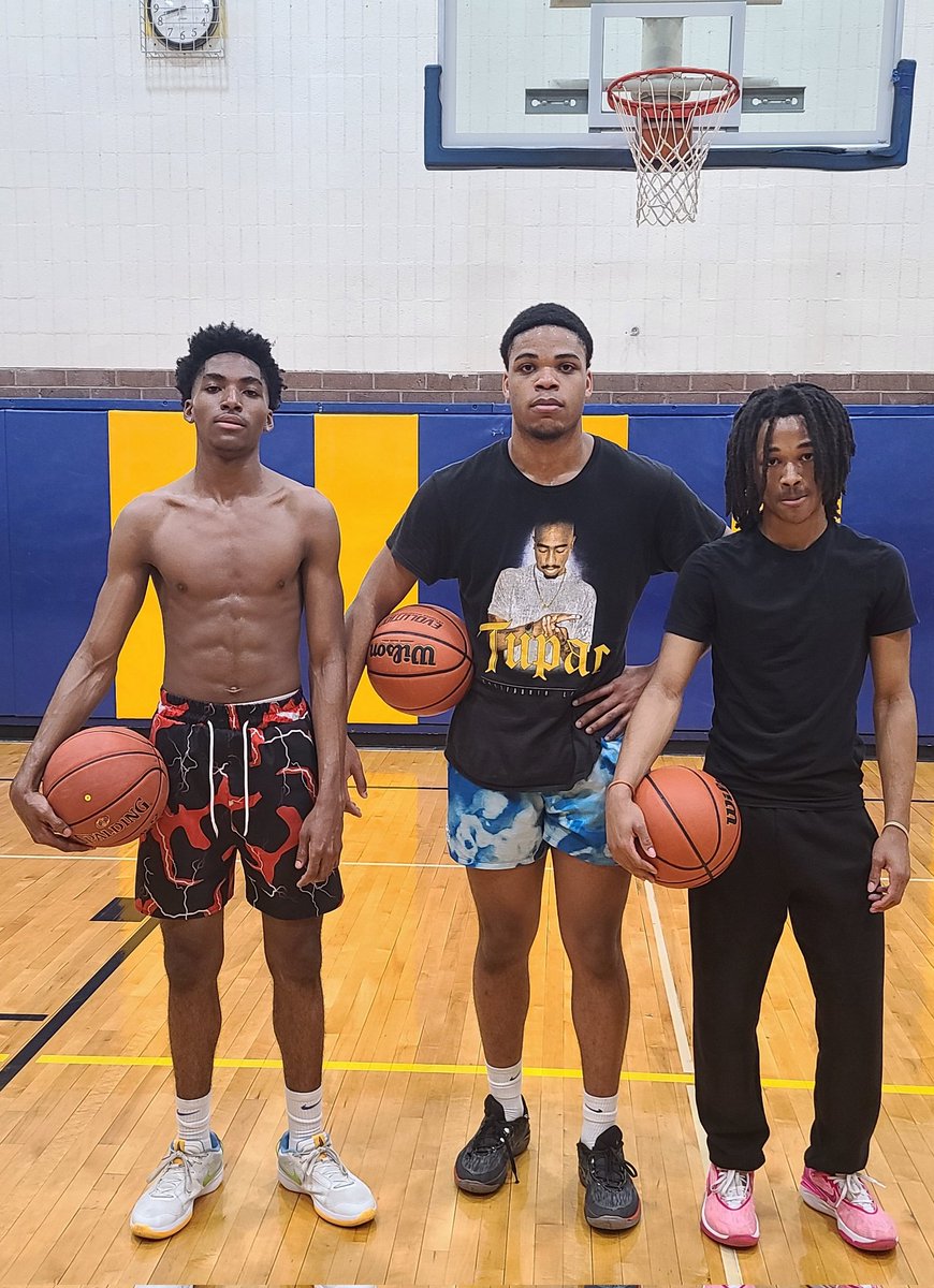 My Davenport North Guys <a href="/johnale_johnson/">Johnale Johnson</a> Class of 26' <a href="/dre_smith33/">DeAndre</a> &amp; <a href="/TenerickBrady/">Tenerick Brady</a> Class of 25' got game! Dre &amp; Tanerick will be playing for Kingdom Hoops this Spring/Summer! Coaches Tap in✨️
