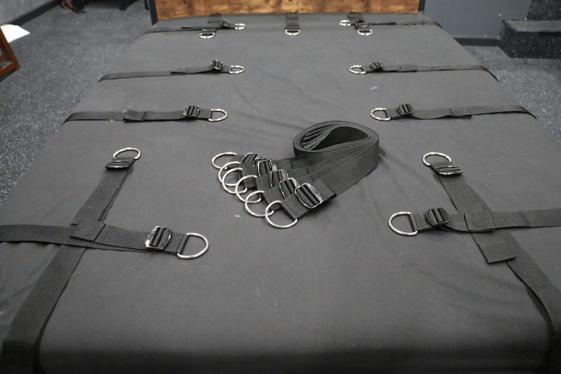 And that's not all - our Couple Sex Toys Blindfold &amp; Tickler BDSM Set will have you and your partner exploring new realms of pleasure and intimacy. 
amzn.to/3P5X3NN

#bdsm #bdsmcommunity #bdsmlifestyle #bdsmrelationship #bdsmlife #bdsmsubmissive #bdsmslave #bdsmlove